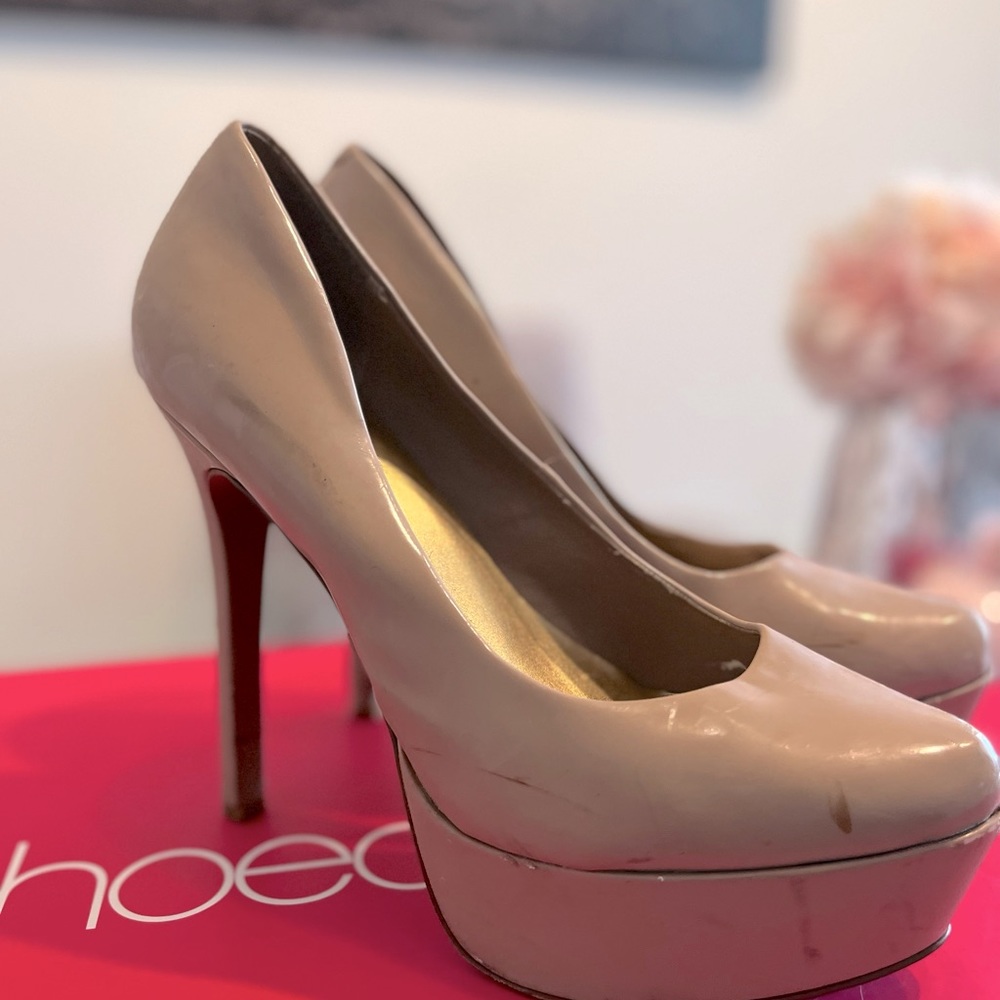 Beige Pumps - Picture 2 of 2